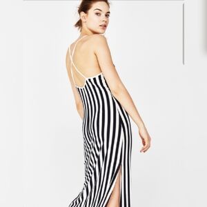 BERSHKA | MAXI DRESS